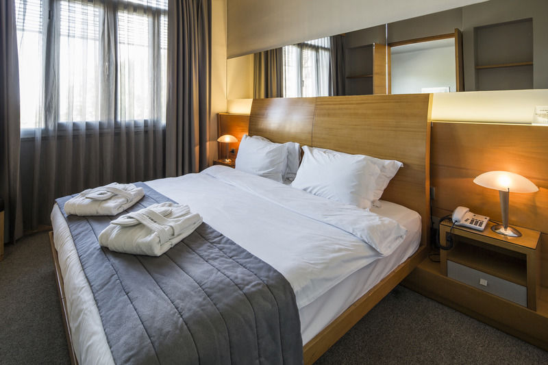 Taxim Suites Residences Истанбул Екстериор снимка