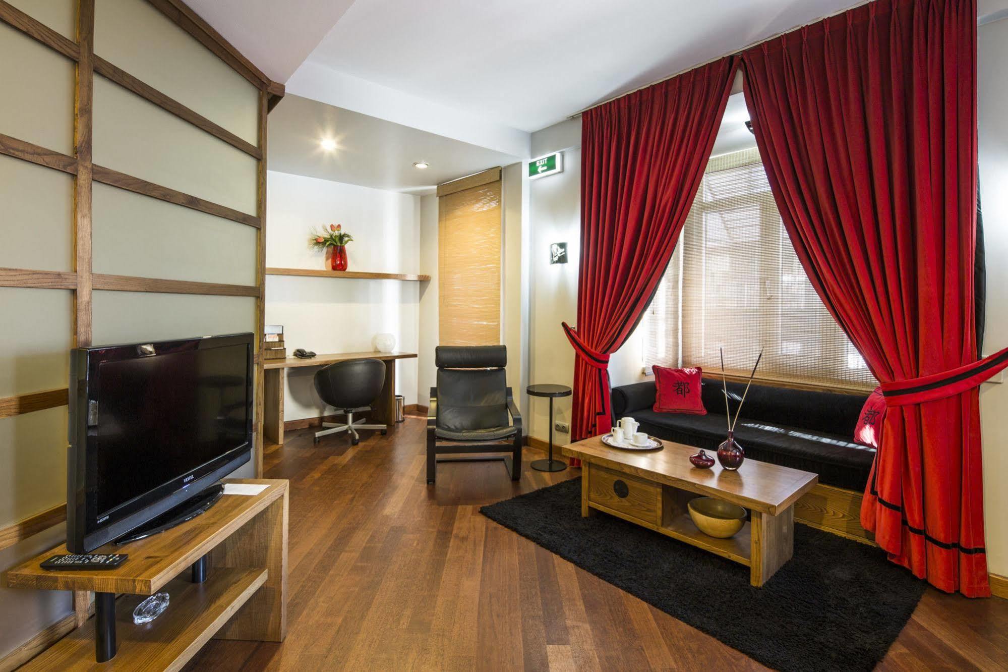 Taxim Suites Residences Истанбул Екстериор снимка